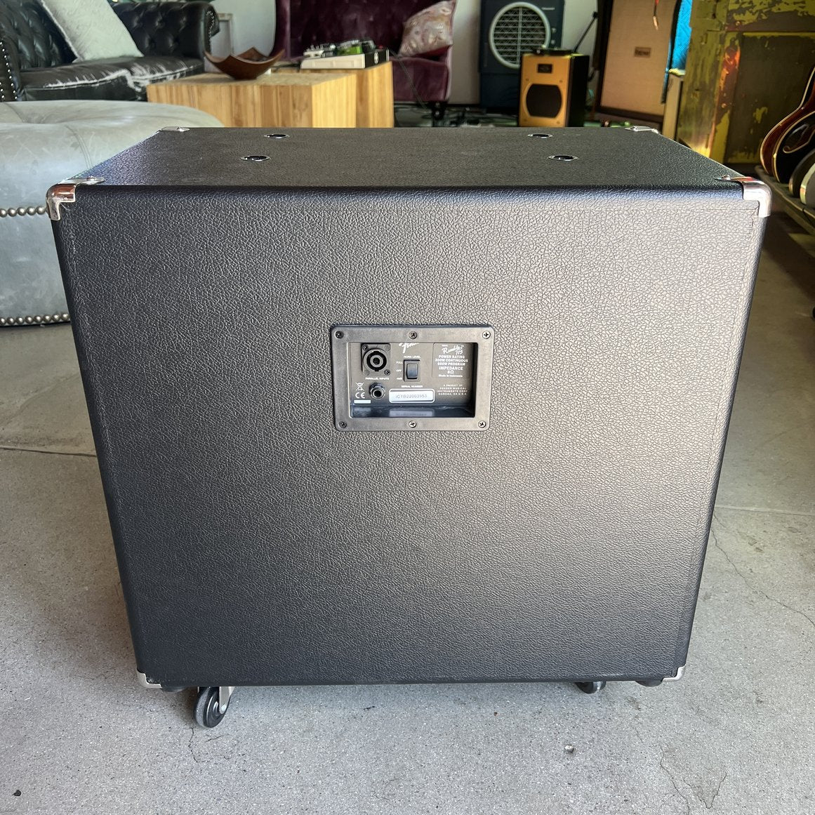 Fender Rumble 115 V3 600-Watt 1x15" Bass Speaker Cabinet