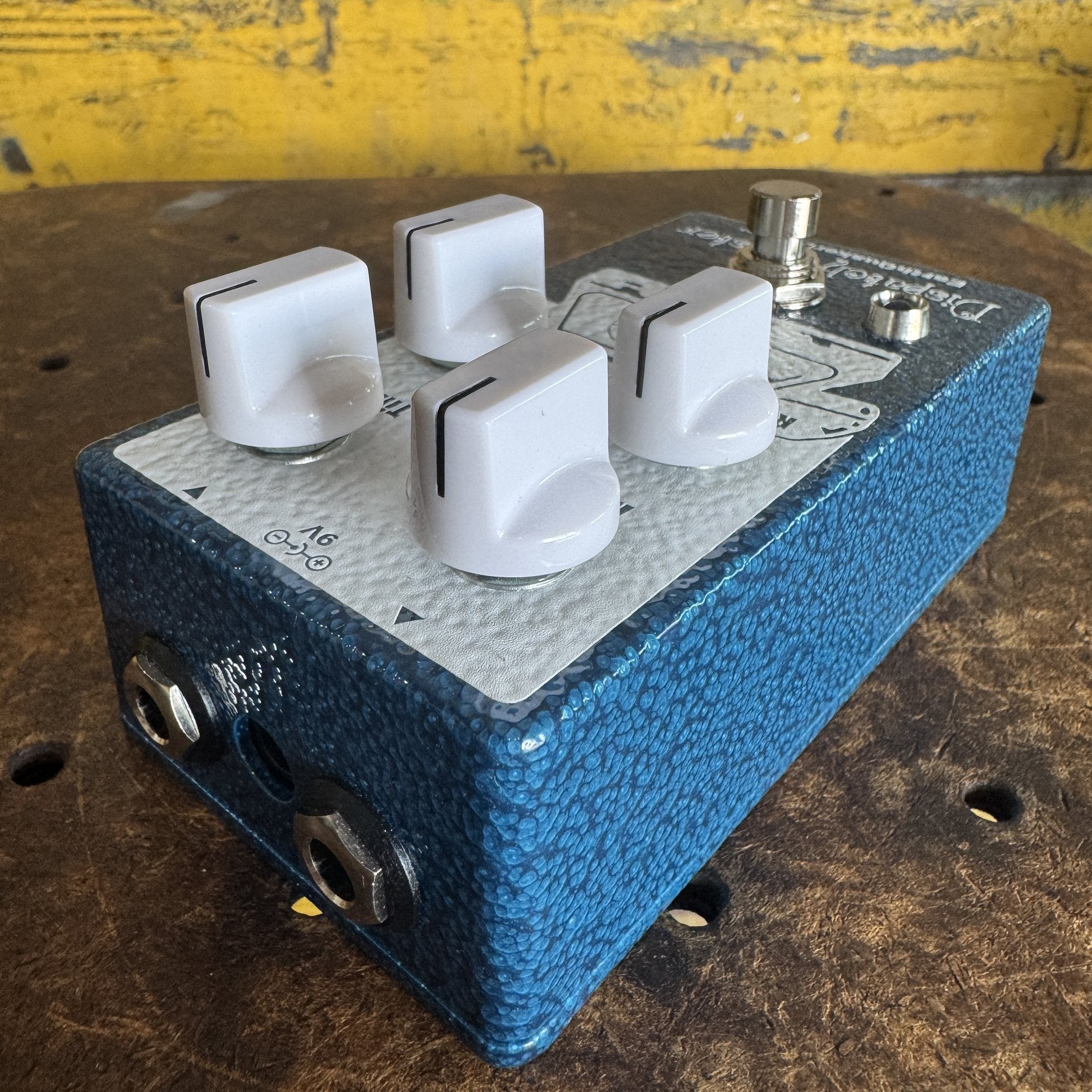 EarthQuaker Devices Dispatch Master - Cottonwood Special Hammertone Blue Colorway