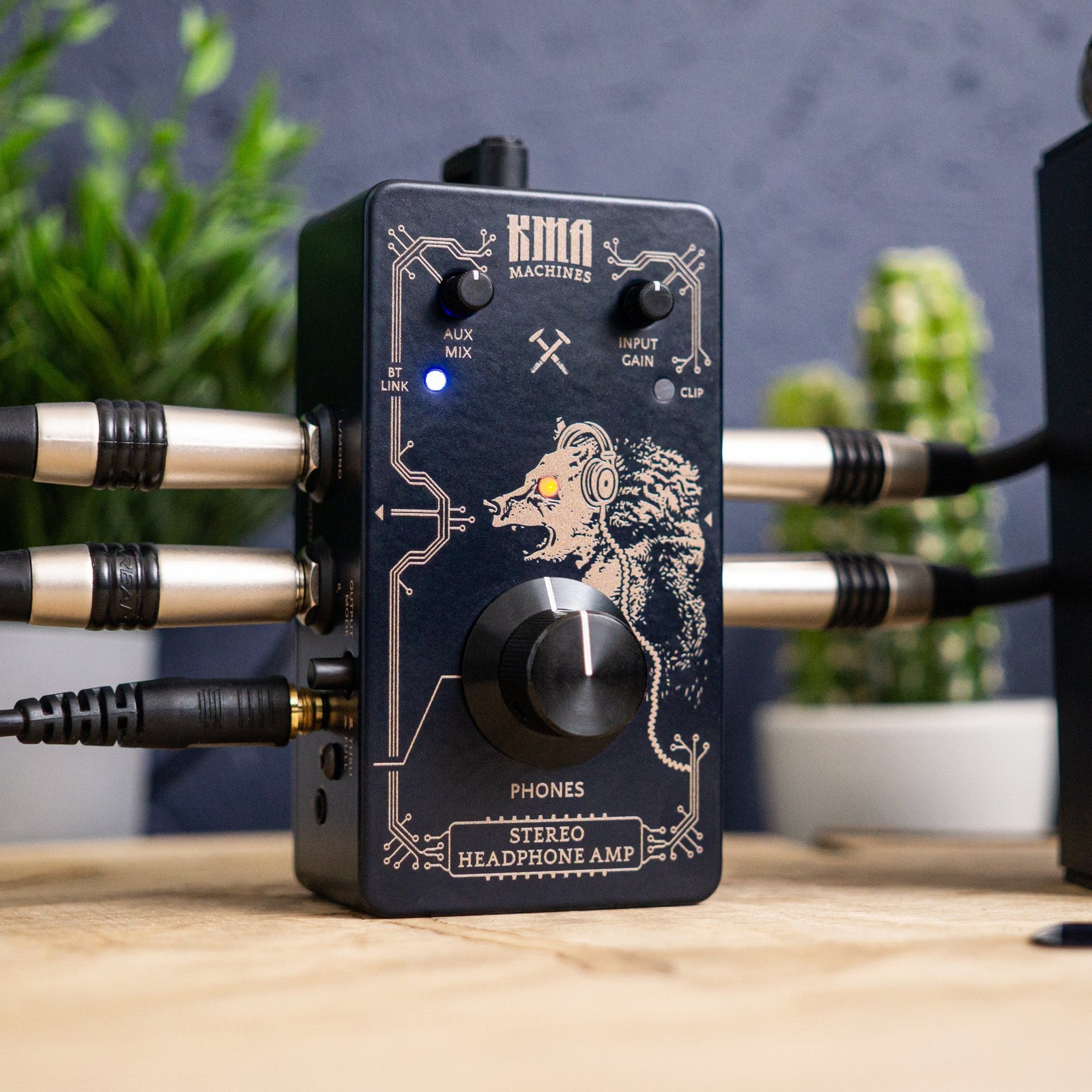 KMA Machines Stereo Headphone Amp