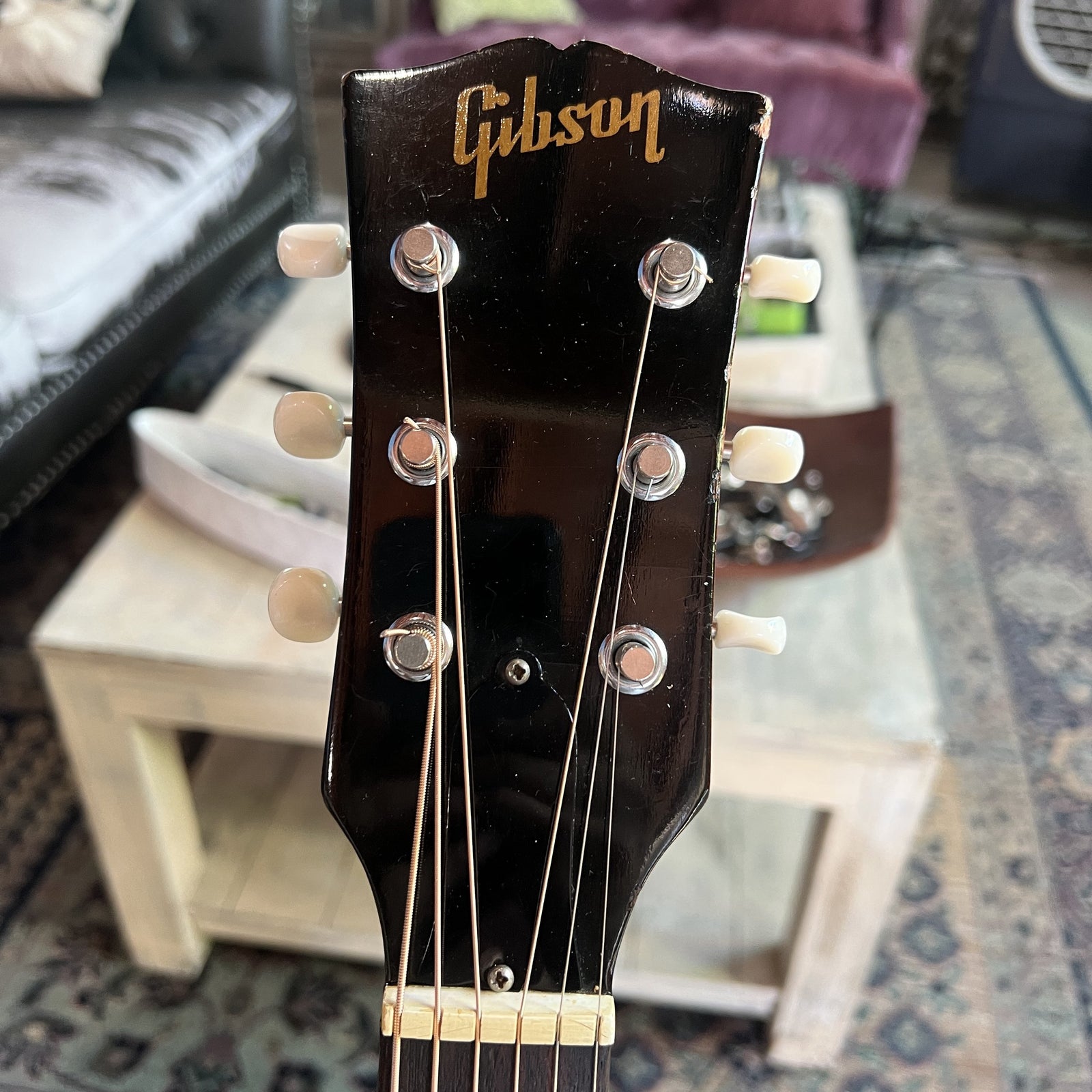 Vintage 1968 Gibson B-25 Acoustic Guitar – Sunburst (Original Case)