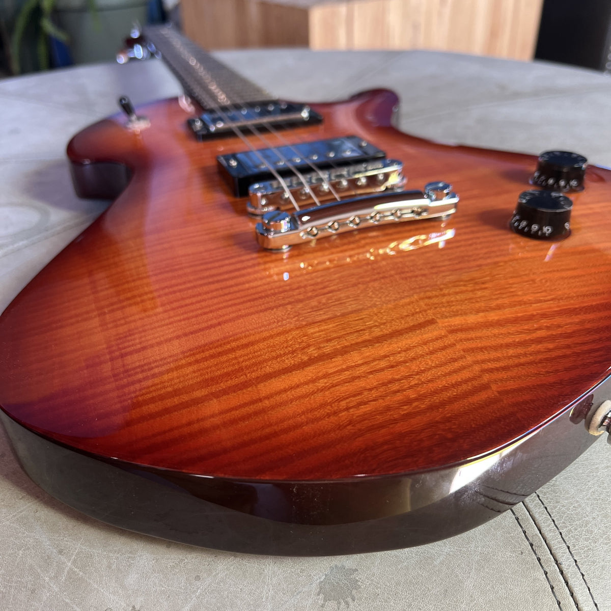 Cort Pagelli PAG-I Signature Series – Light Chocolate Burst (2006)