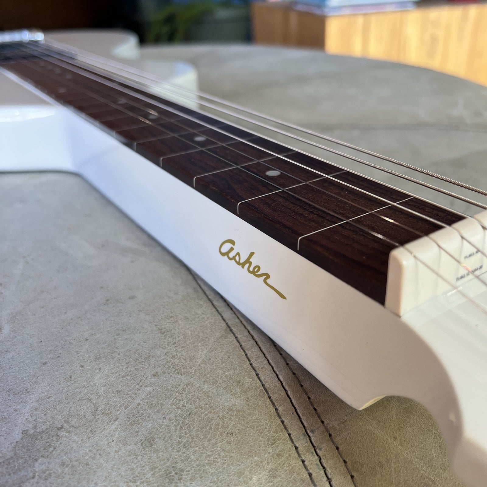 Asher Electro Hawaiian Junior Lap Steel Guitar - Antique White | Cottonwood Music Emporium