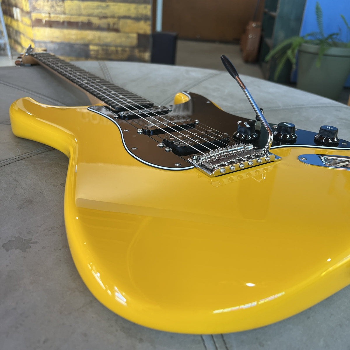 Fender Limited Edition Player Stratocaster HSS, Ebony Fingerboard, Ferrari Yellow - 2022