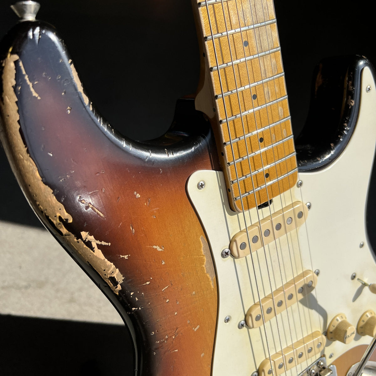 Shabat Guitars Lynx SSS - 2-Tone Sunburst