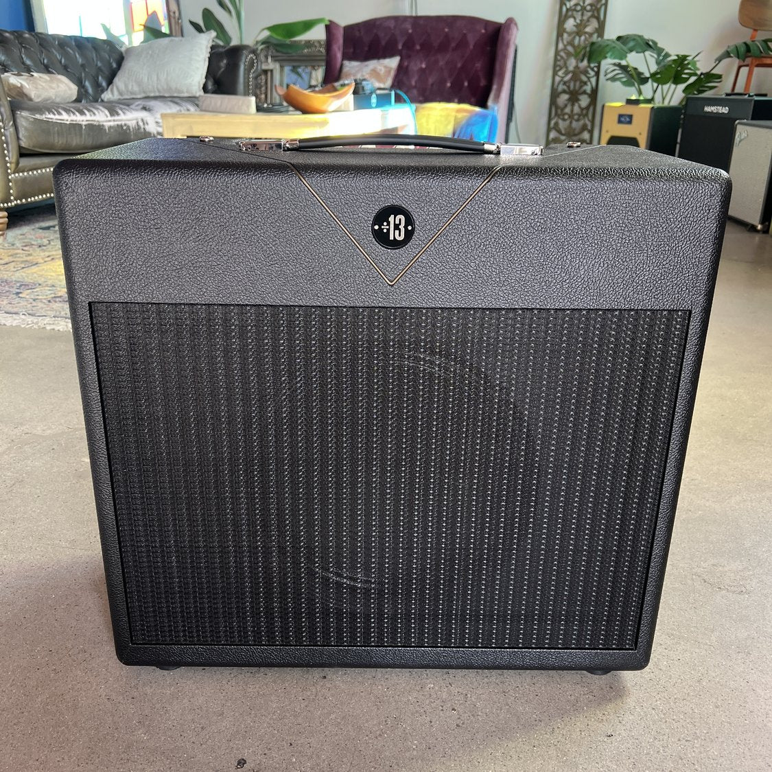 Divided by 13 AMW 39 Combo - Black Bronco Tolex / Black V