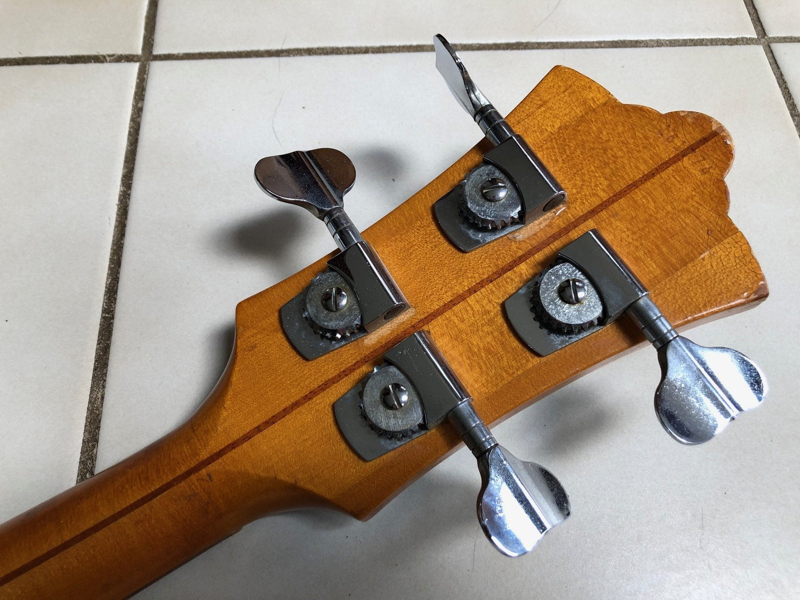 Vintage 1977 Guild B-301 Electric Bass Guitar