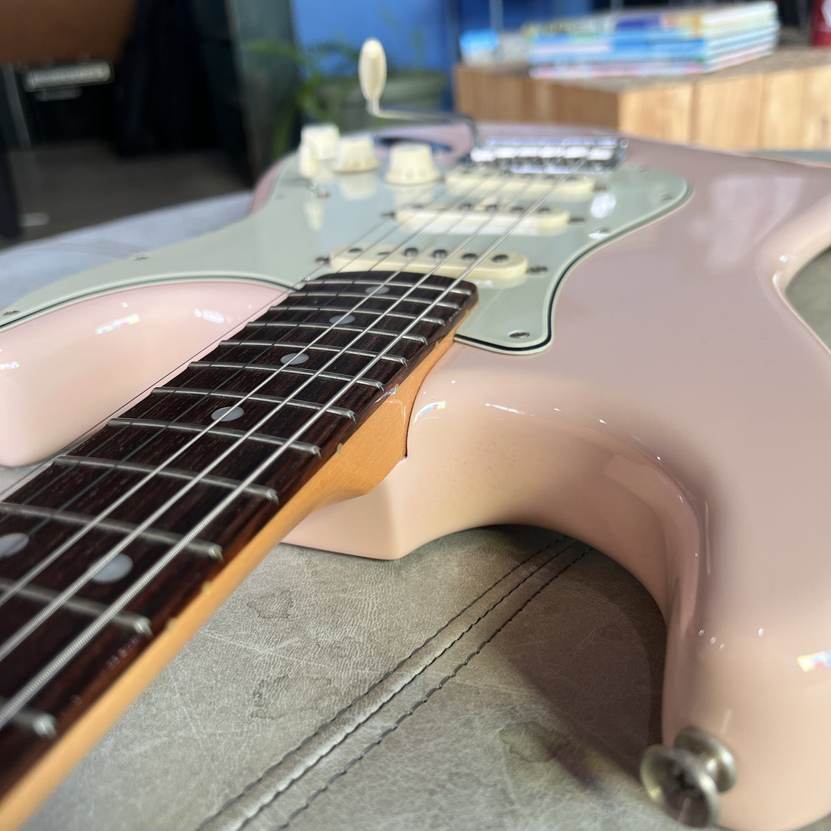2022 Fender American Original '60s Stratocaster - Shell Pink