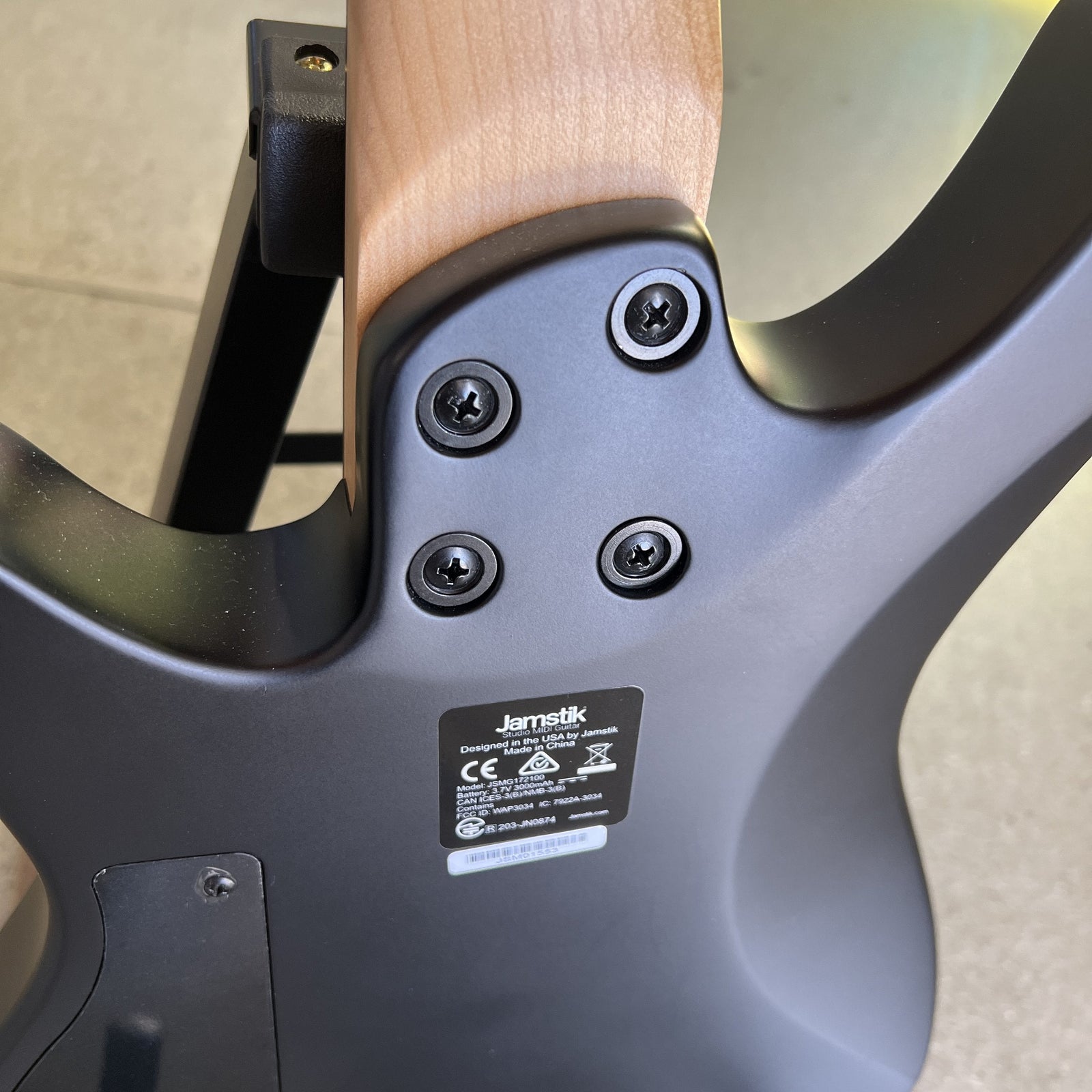 Jamstick Studio MIDI Guitar