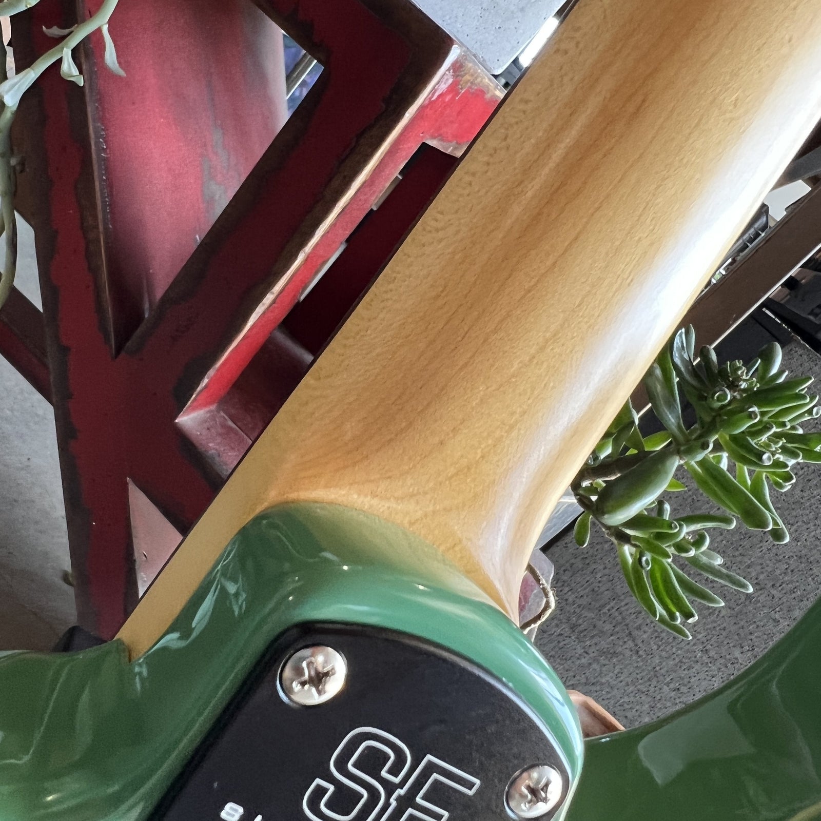 2021 PRS SE Silver Sky - Ever Green