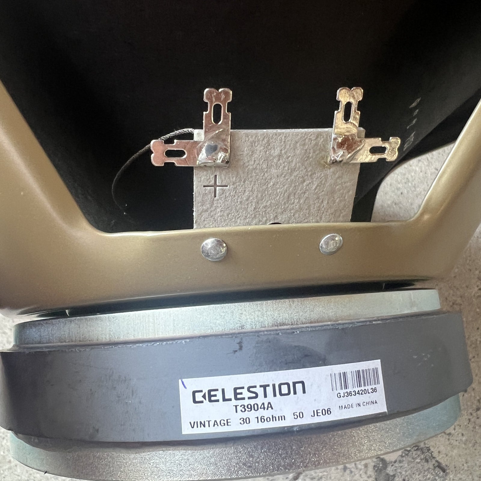 Celestion Vintage 30 (G12) 12" Guitar Speaker – 16 Ohm (Model T3904A) – Excellent Condition