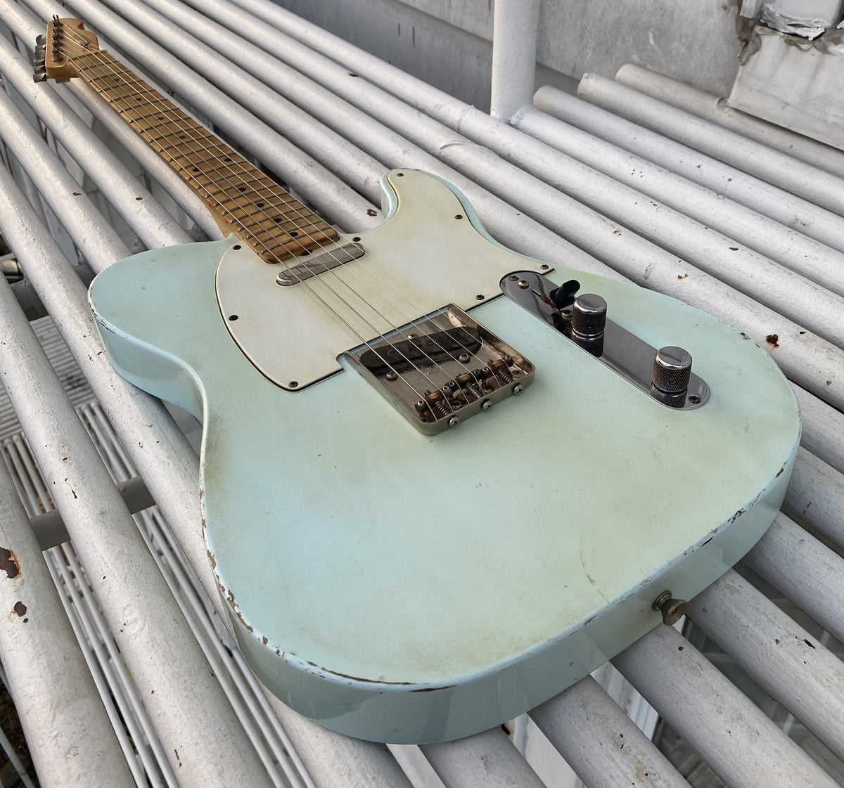 Revelator Guitars - '50s Era RetroSonic T-Style - Sonic Blue Nitro