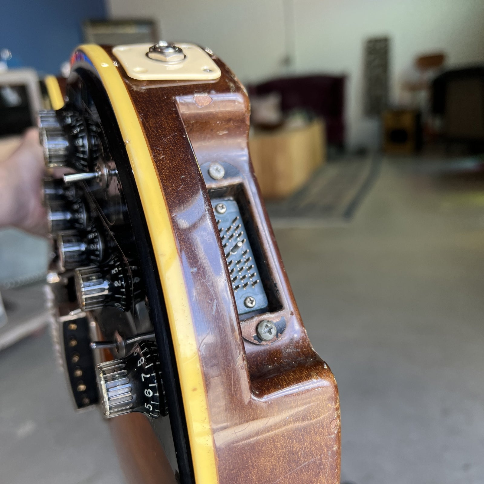 Roland GR-500 Guitar Synthesizer & Controller