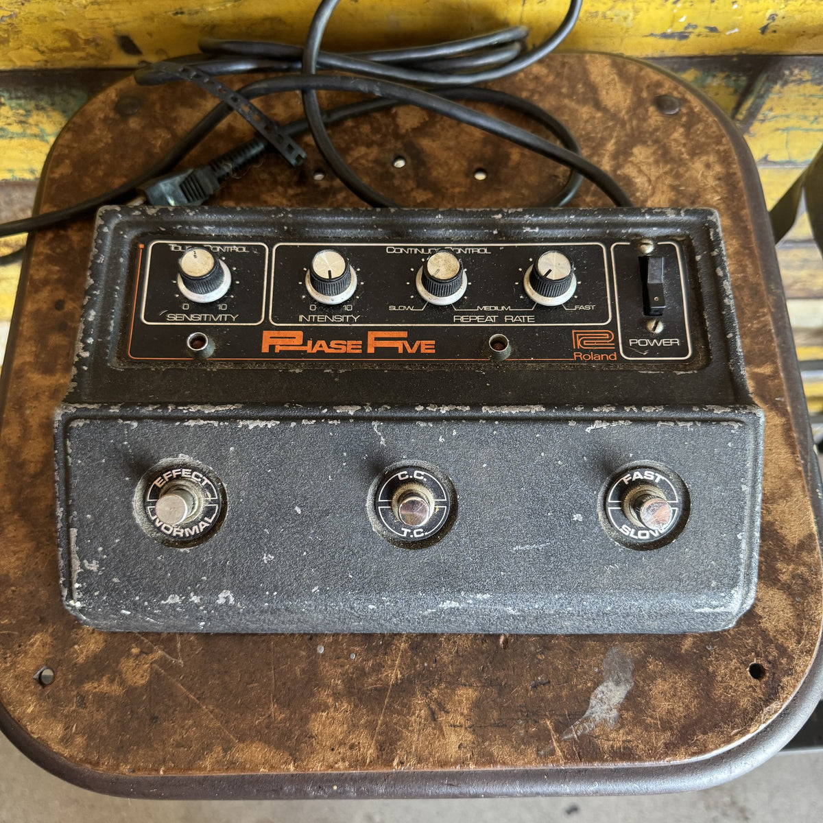 Roland AP-5 Phase Five