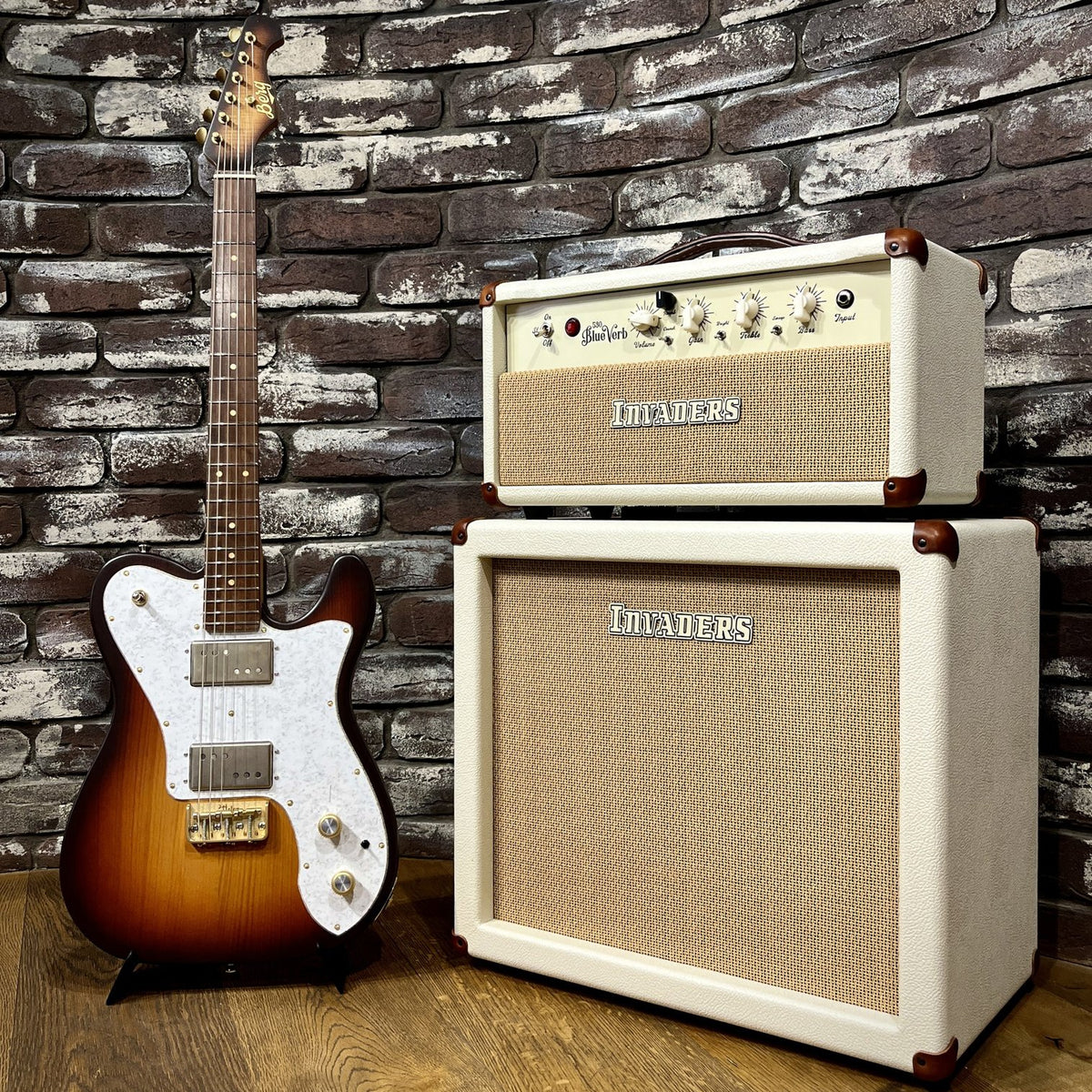 Invaders Amplification 530 BlueVerb Head & 1x12 Cabinet - Ivory