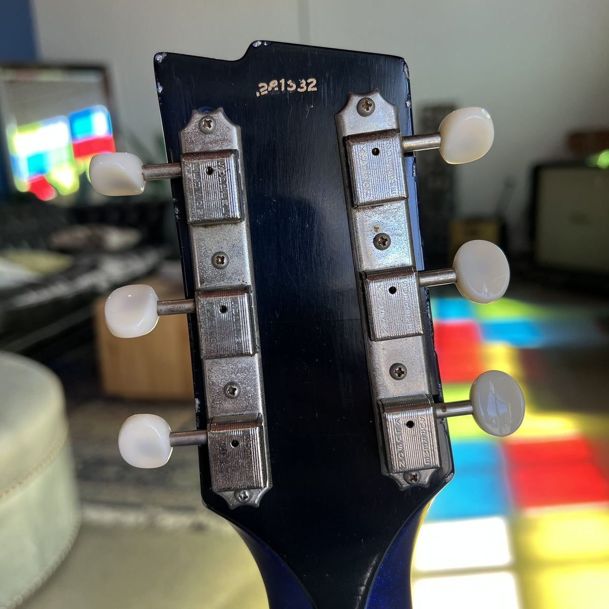 Rock N Roll Relics Thunders - Sparkle Blue Relic