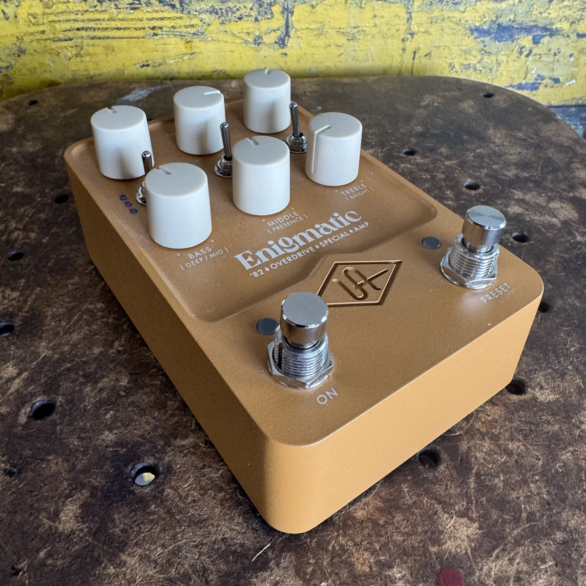 Universal Audio Enigmatic '82 Overdrive Special