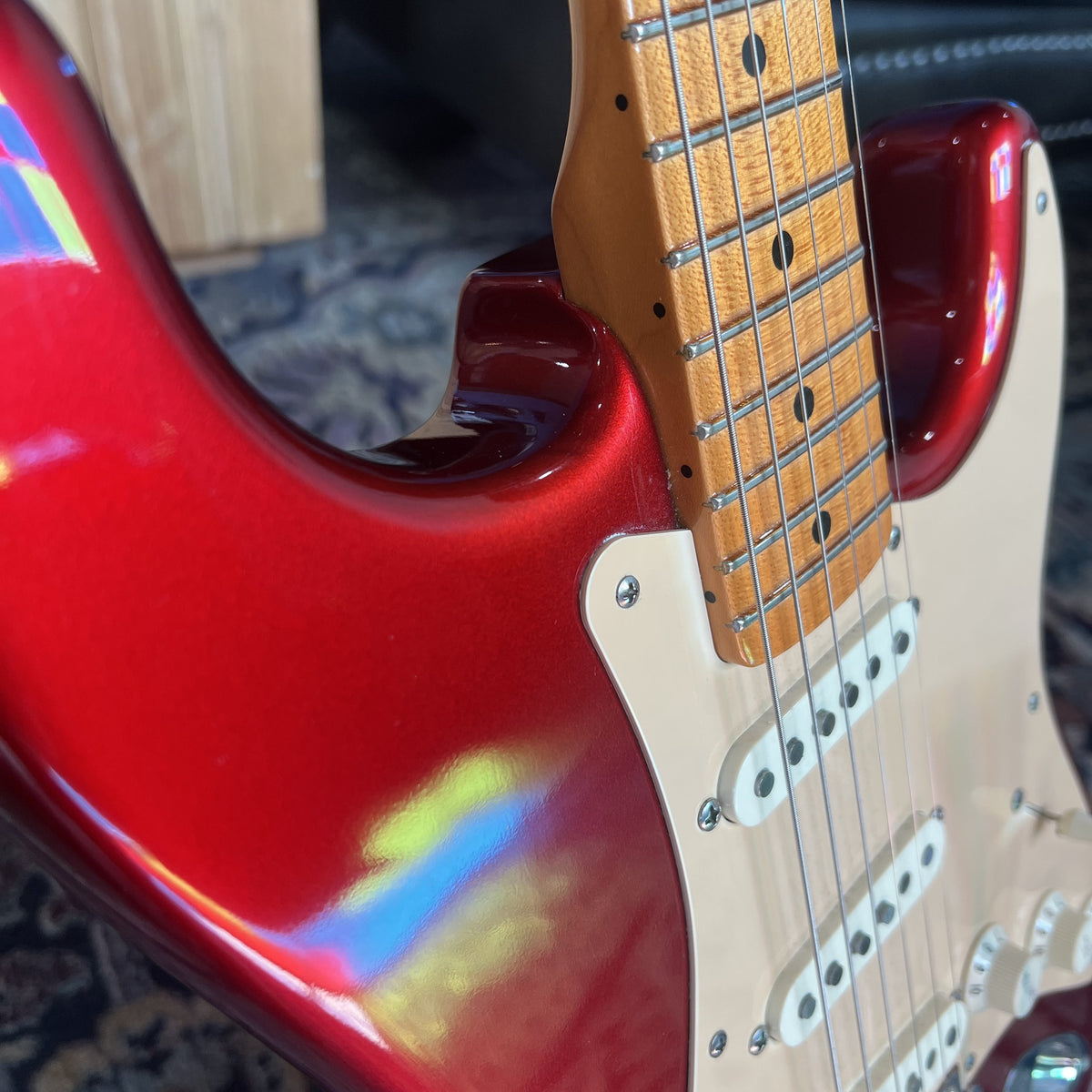 Fender Eric Johnson Signature Stratocaster – Candy Apple Red – Serial EJ02082