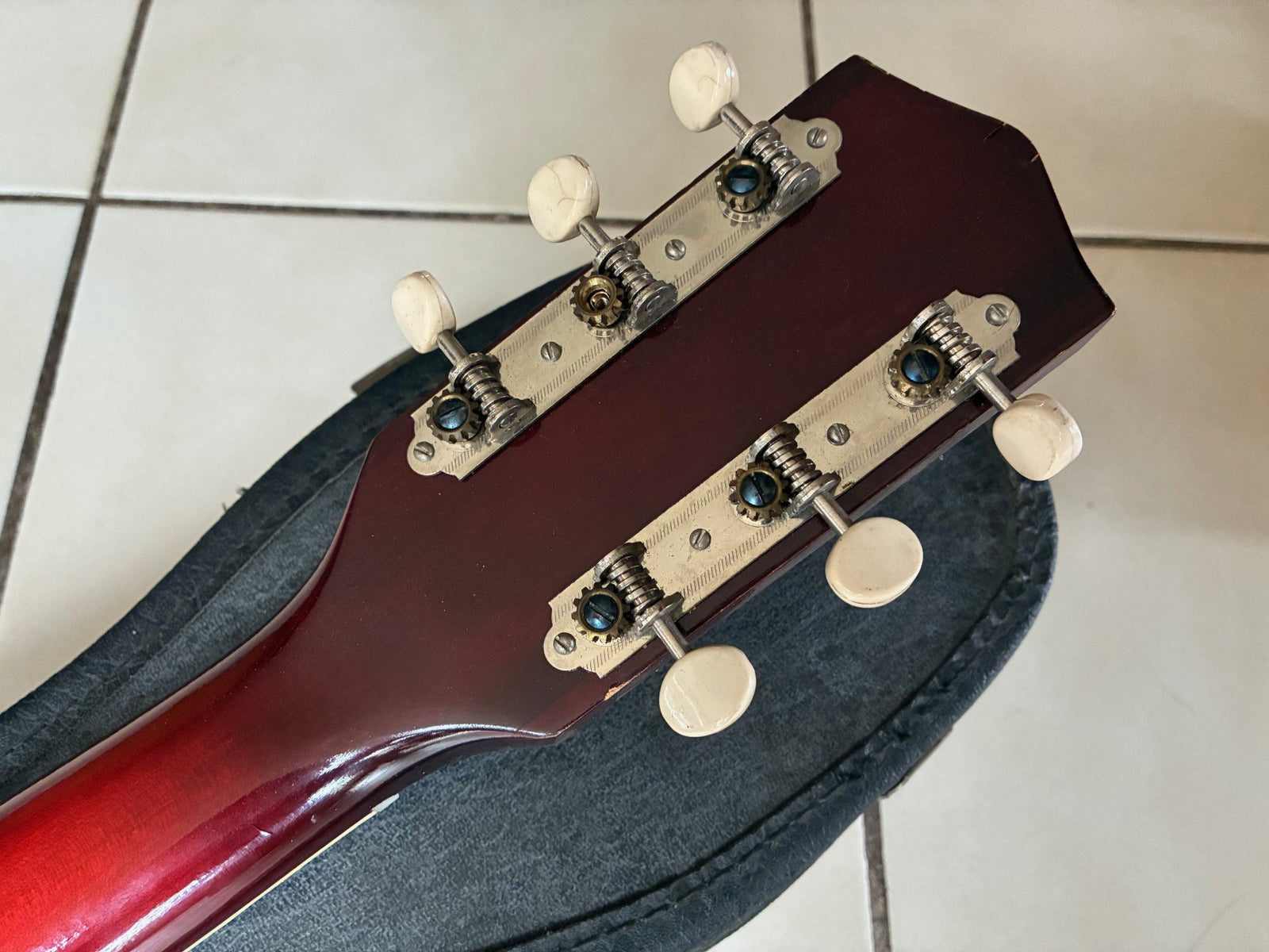 Vintage Harmony Holiday Rocket Electric Guitar w/ Dearmond Gold FoilPickups