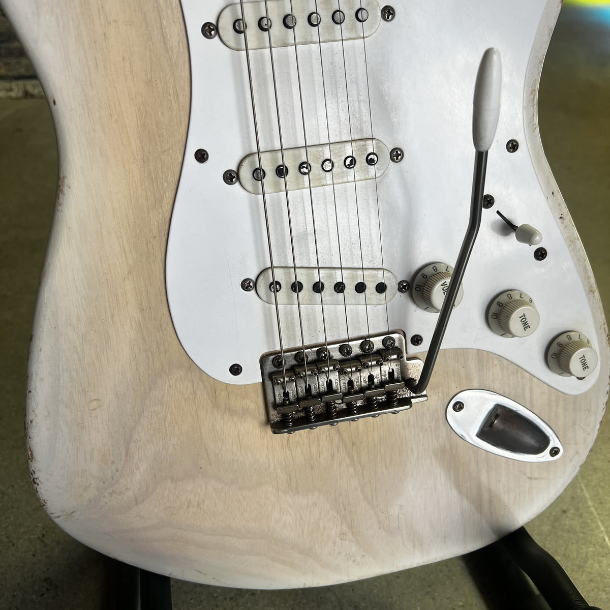 Revelator SuperKing White Blonde