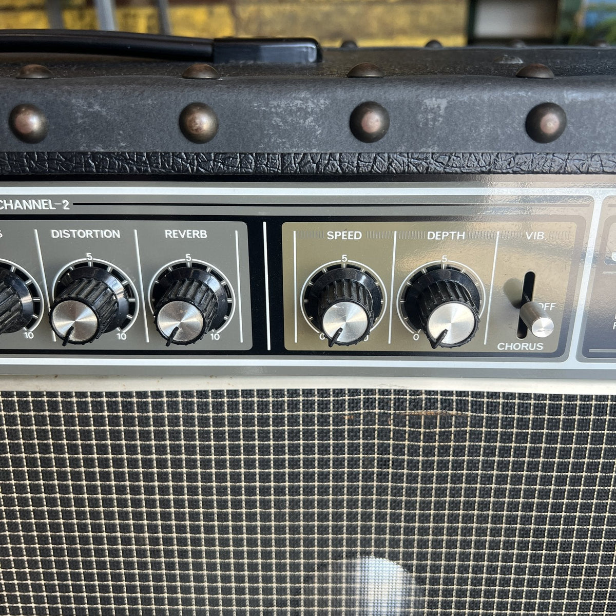 Roland JC-120 Jazz Chorus 2-Channel 120-Watt 2x12" Guitar Combo