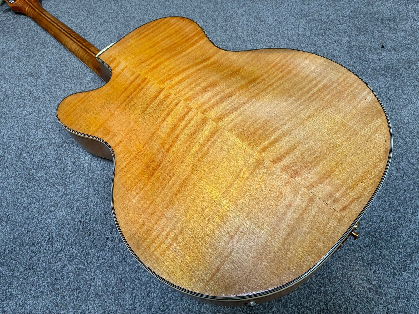 Vintage 1962 Guild A-500 Archtop Acoustic Guitar X-500
