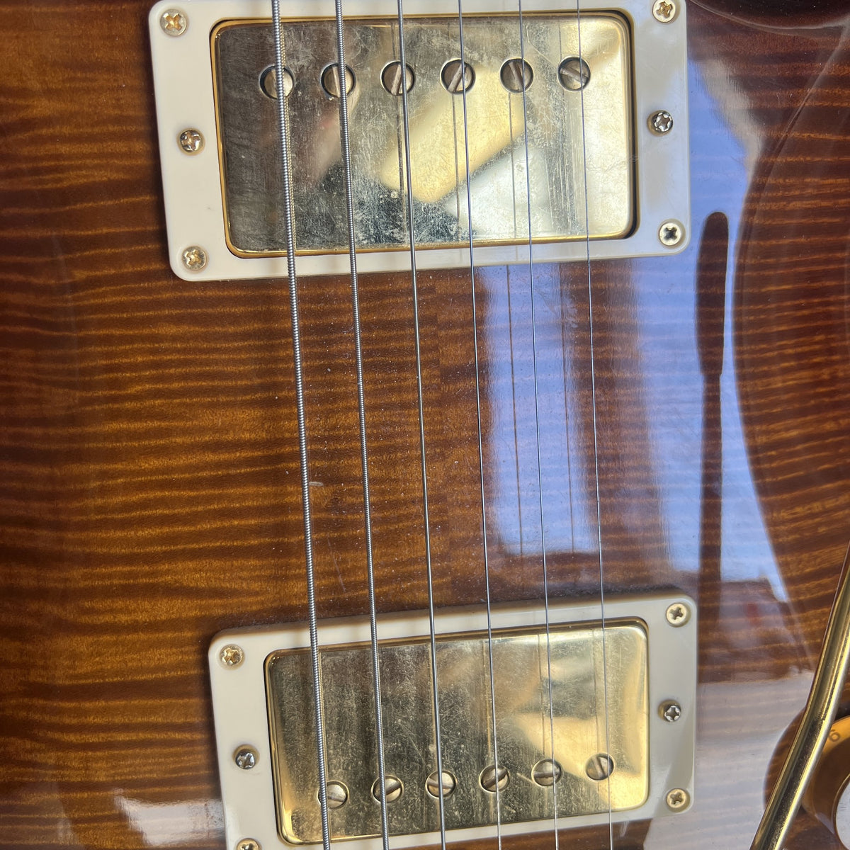 2006 PRS Custom 22 Figured Flame Maple Top - Bird Inlays & Gold Hardware