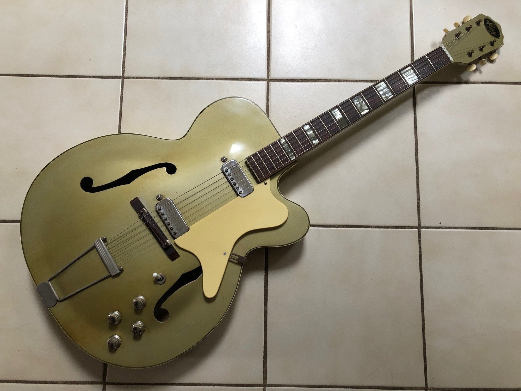 Vintage 1956 Kay Archtop Guitar 8991 Upbeat