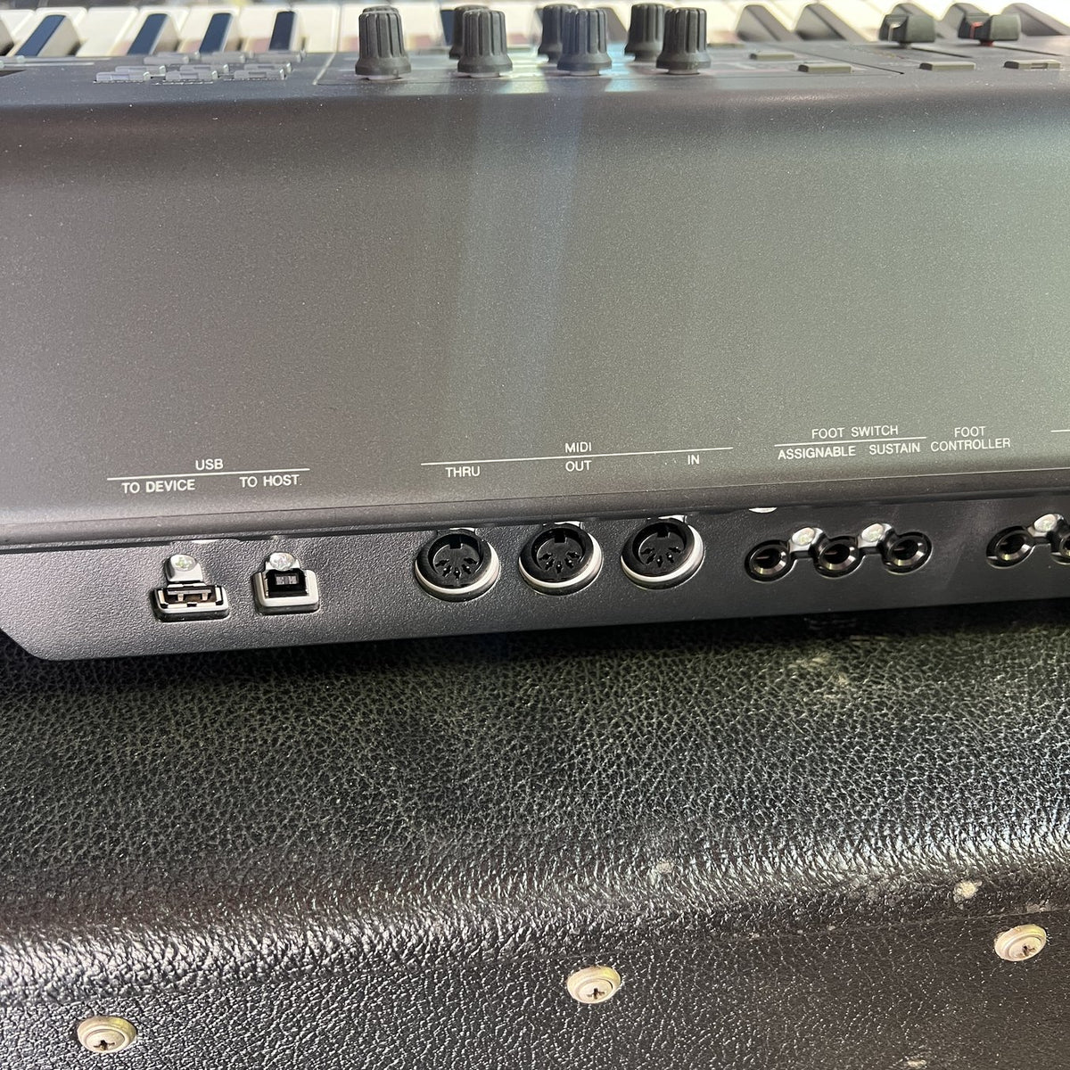 Yamaha MOXF8 Music Production Synthesizer / Workstation