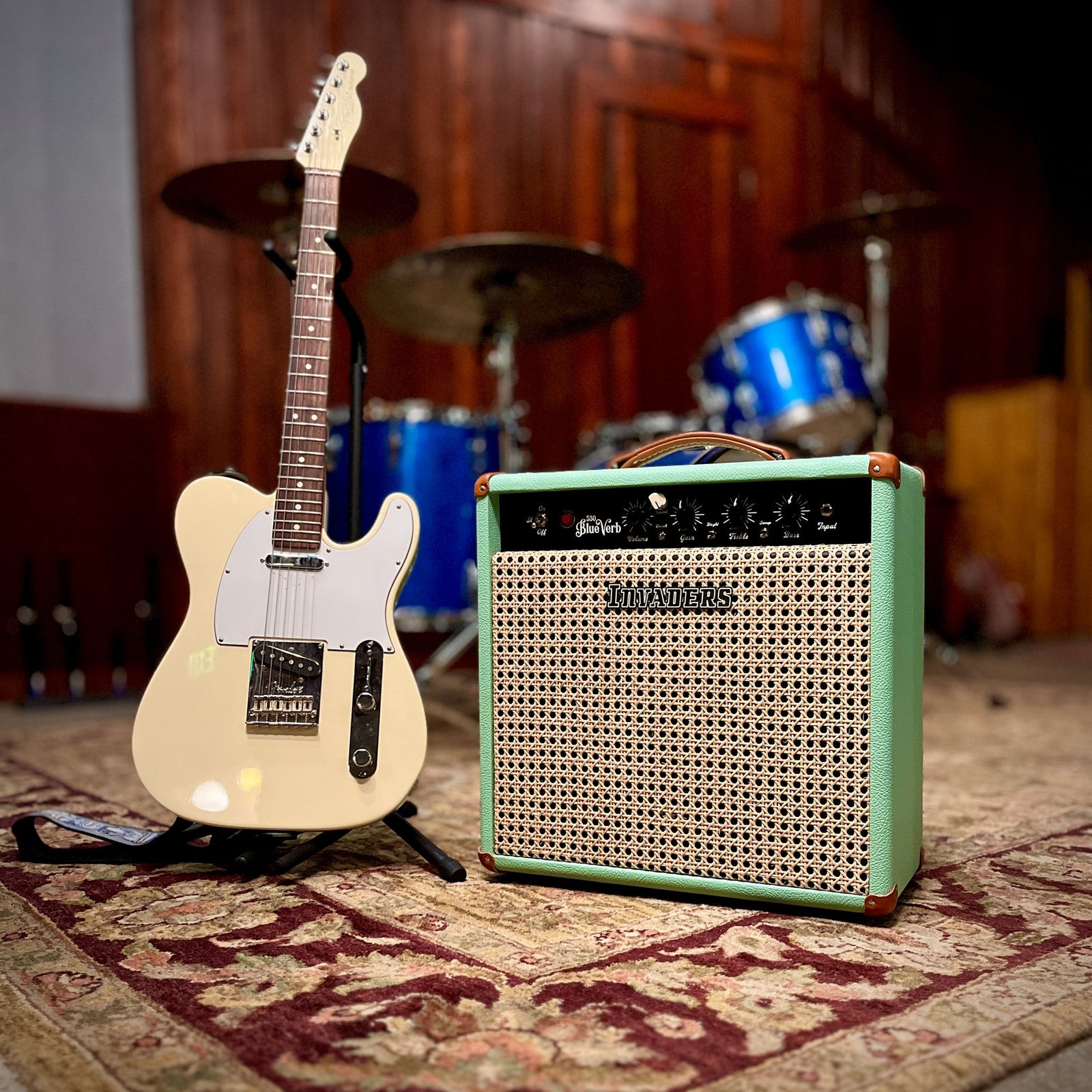Invaders Amplification 530 BlueVerb Combo - Surf Green