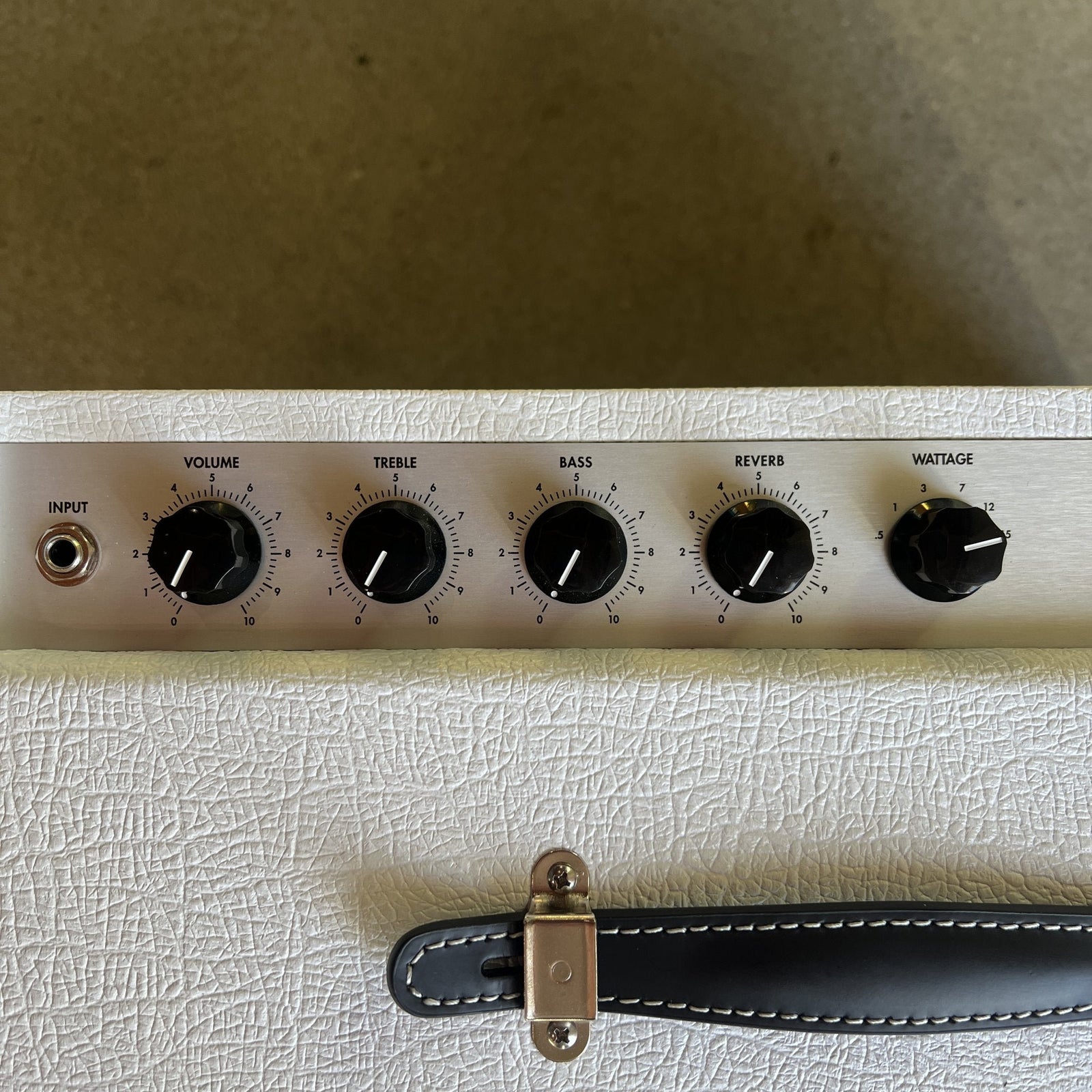 Benson Amps Monarch Reverb Plus - White / Oxblood