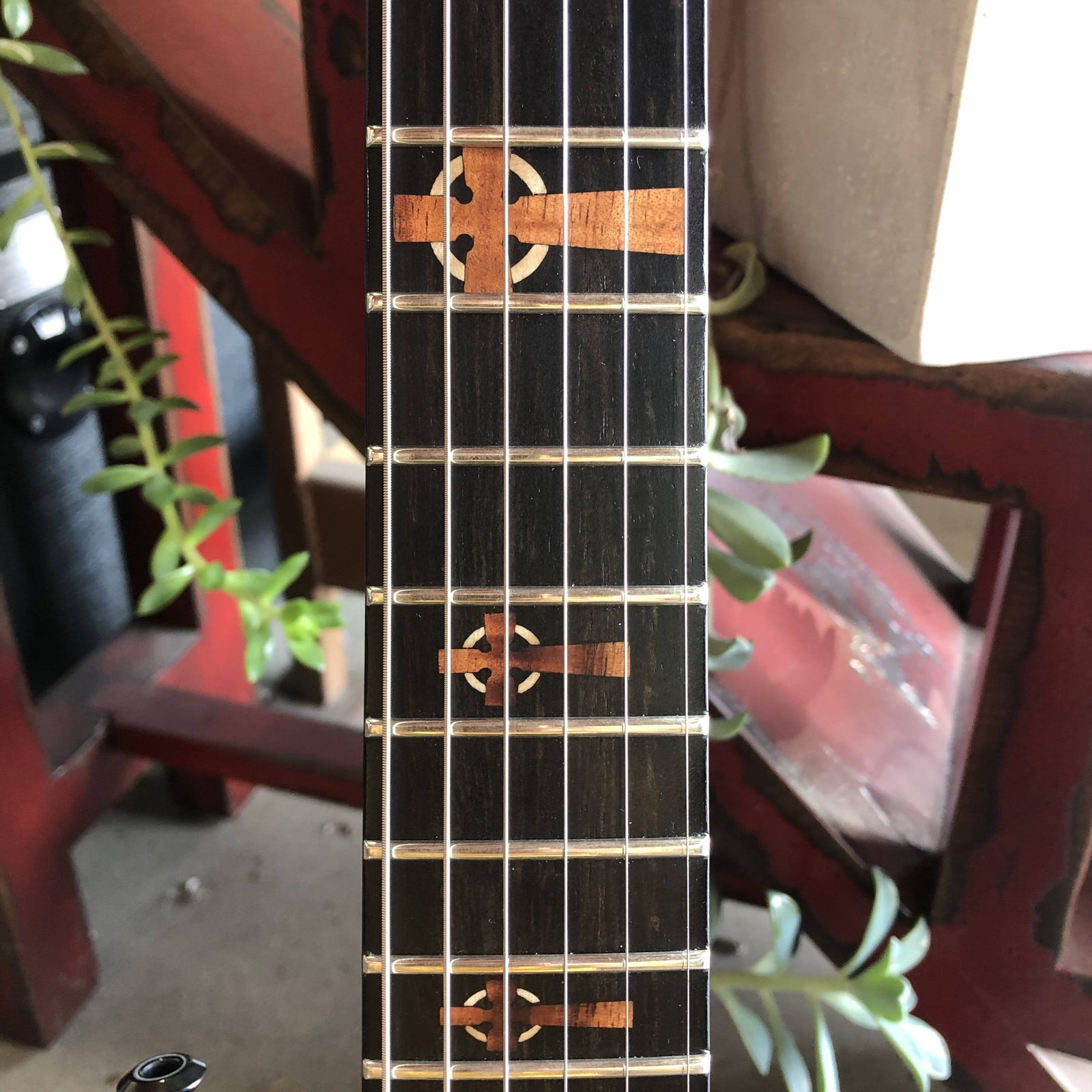 Koca Guitars Leaf