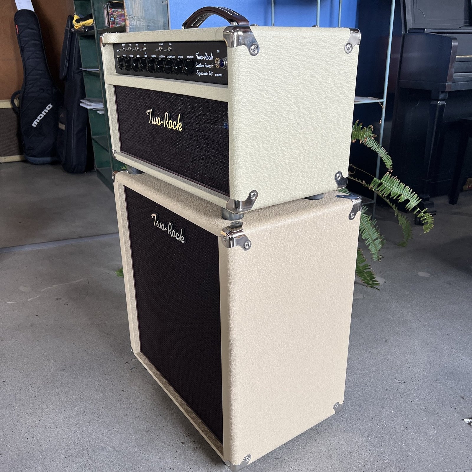 Two Rock Custom Reverb Signature V3, 50W Head & 1x12 Cabinet - Blonde