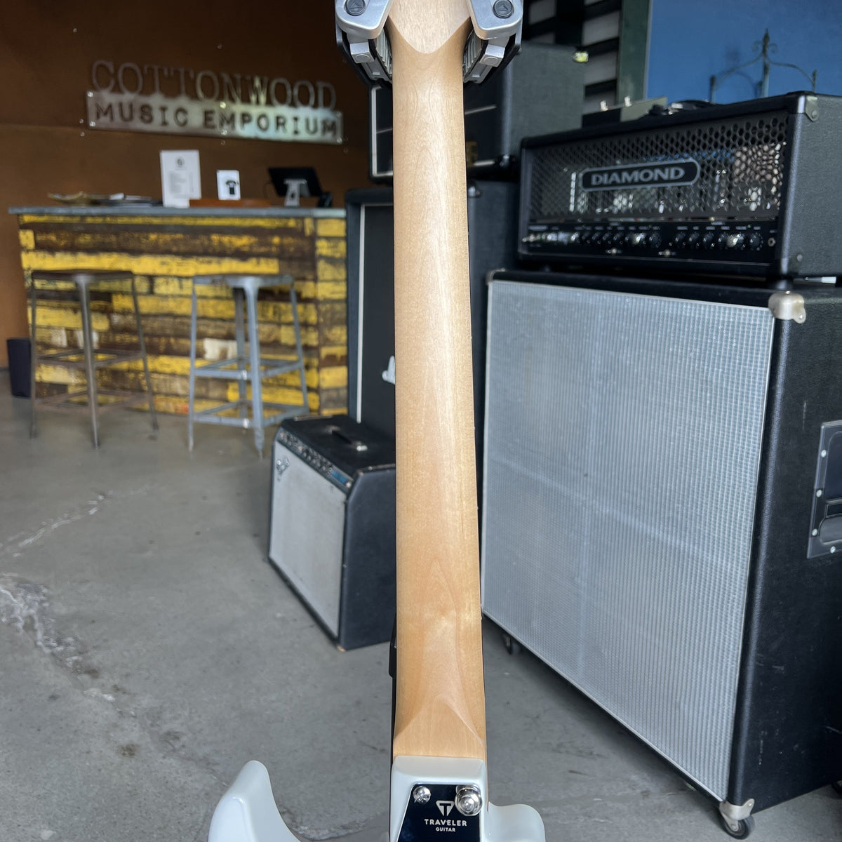 Traveler Guitar Travelcaster HH Deluxe - Olympic White