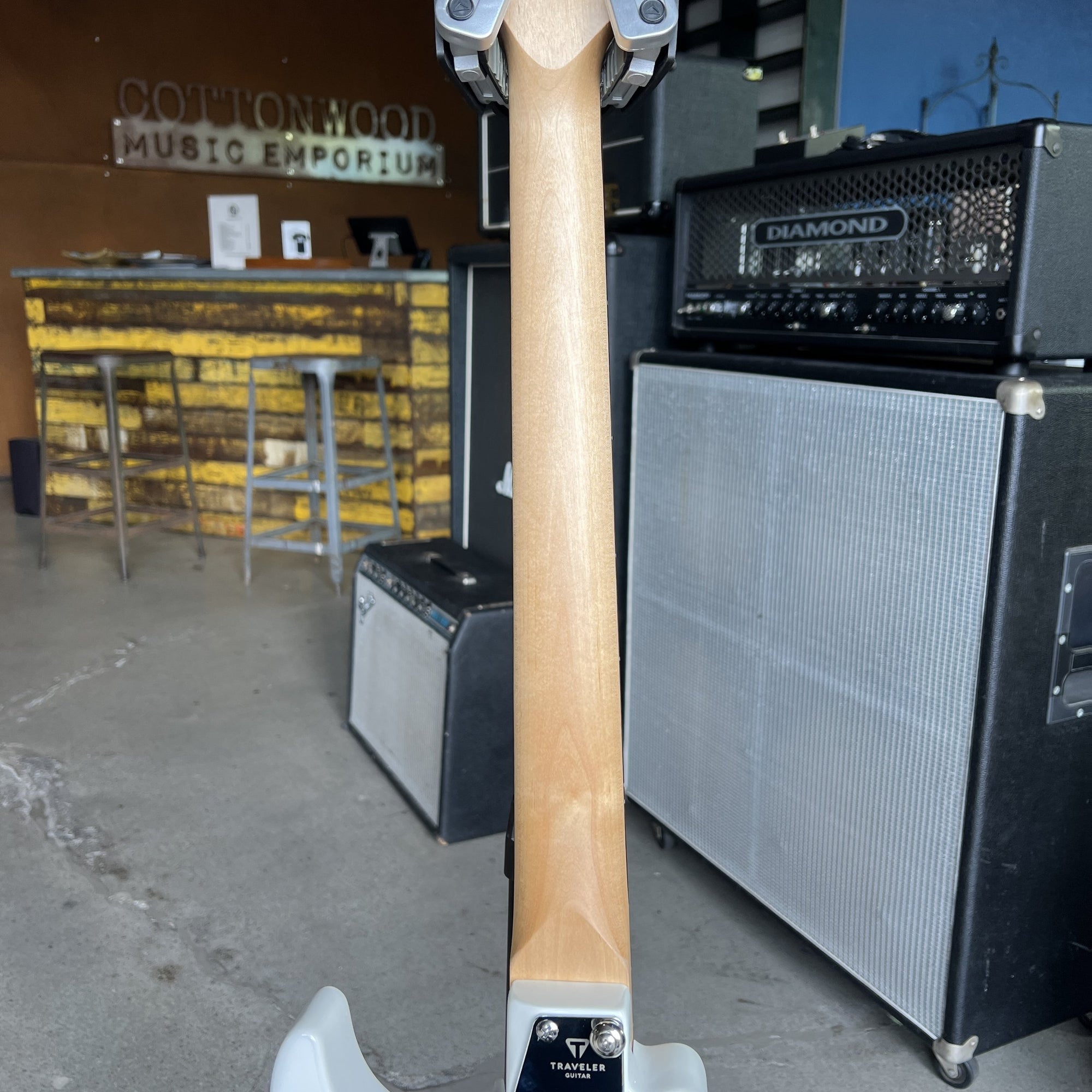 Traveler Guitar Travelcaster HH Deluxe - Olympic White