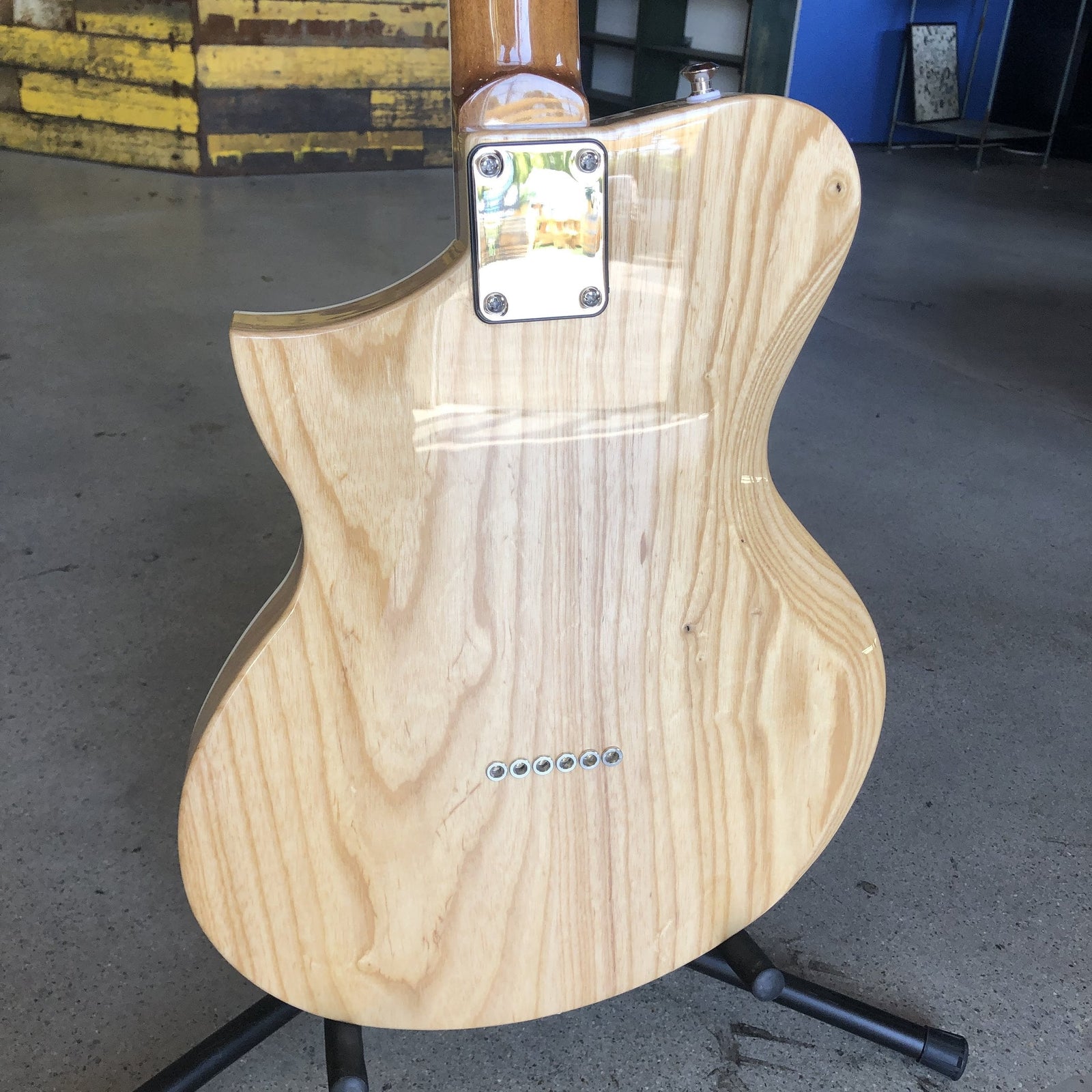 Kauer Guitars Korona - Black & Natural - #102