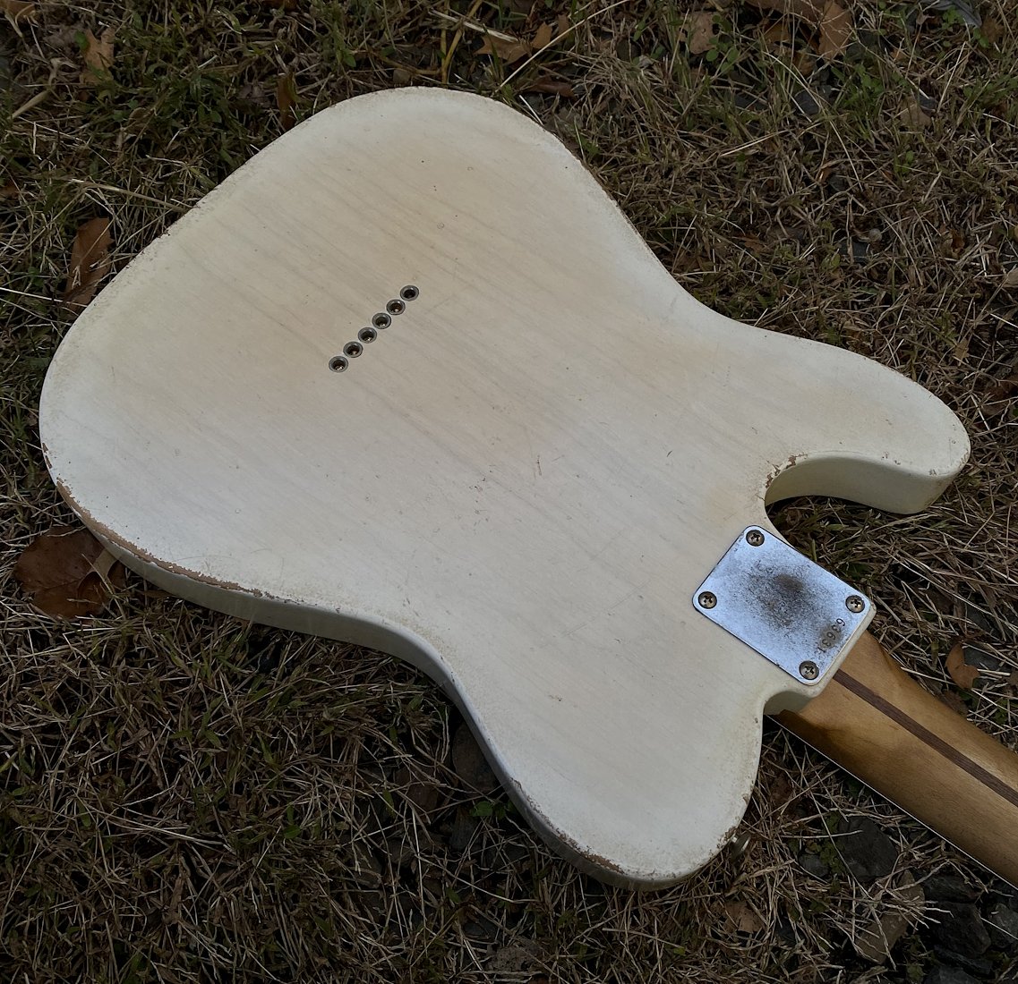 Revelator Guitars - RetroSonic T-Style - White Guard - #63631