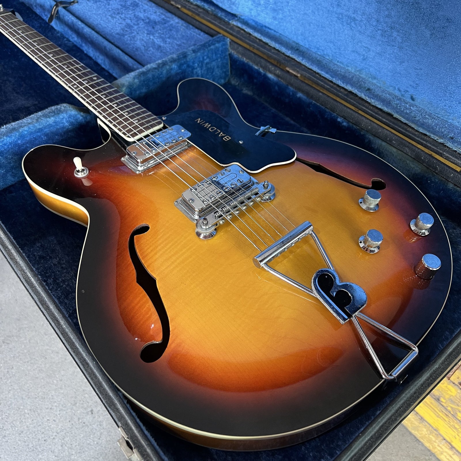 Vintage Baldwin 706 Hollowbody Guitar - Sunburst (1967-1970)