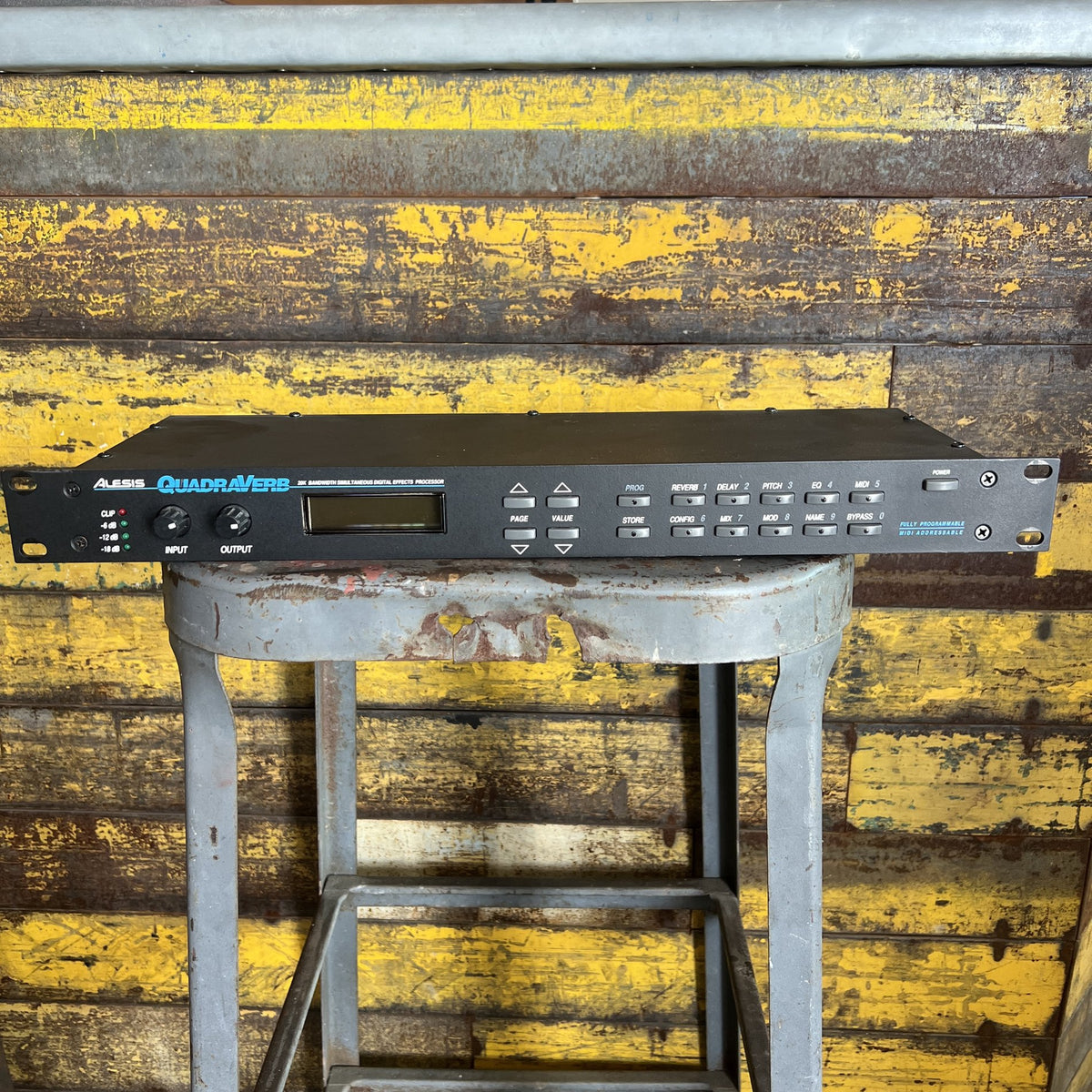 Alesis QuadraVerb 20k Bandwidth Simultaneous Digital Effects Processor - Excellent Condition