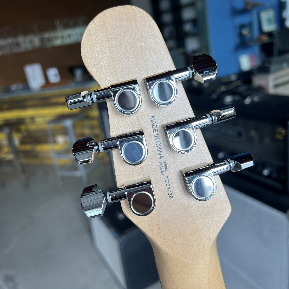 Traveler Guitar Travelcaster HH Deluxe - Olympic White