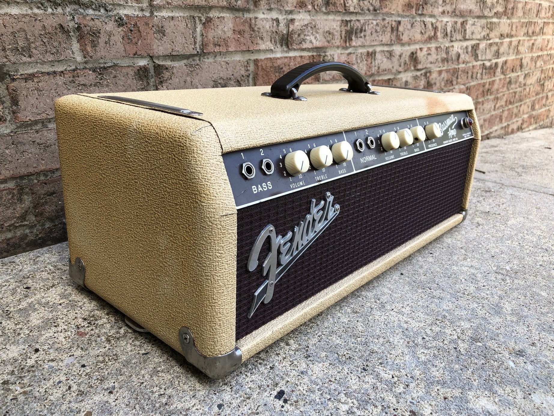 Vintage 1962 Fender Bassman Guitar Amplifier 6G6-B