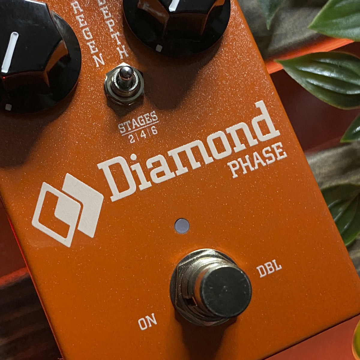Diamond Pedals Phase: All-Analog JFET Phaser Pedal (2/4/6-Stage)