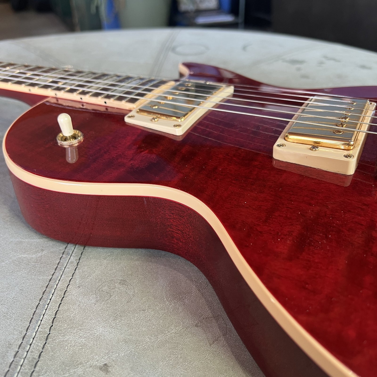 2006 Gibson Les Paul Standard Plus - Wine Red Flame Top