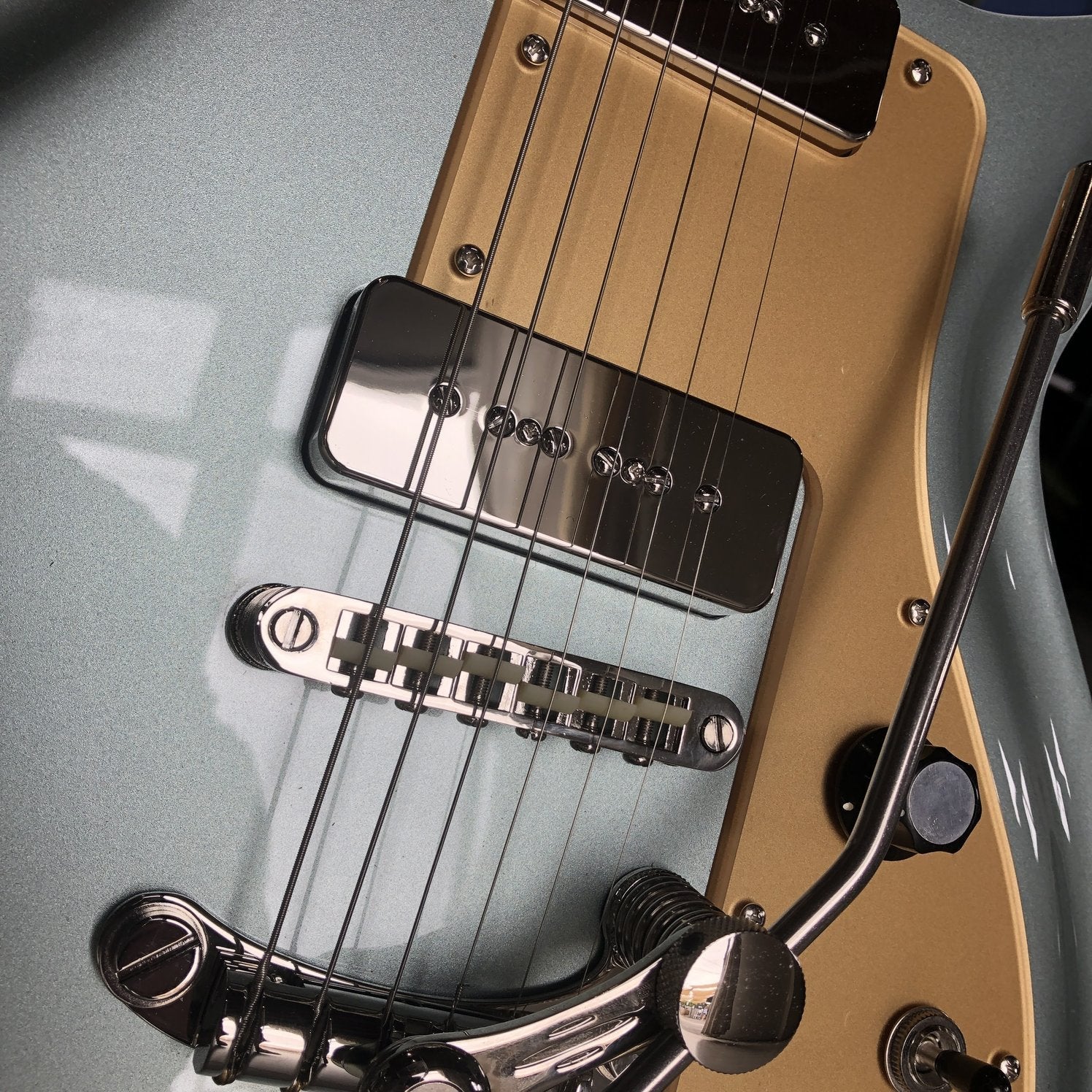 Rivolta Guitars Combinata XVII LTD - Ice Blue Metallic