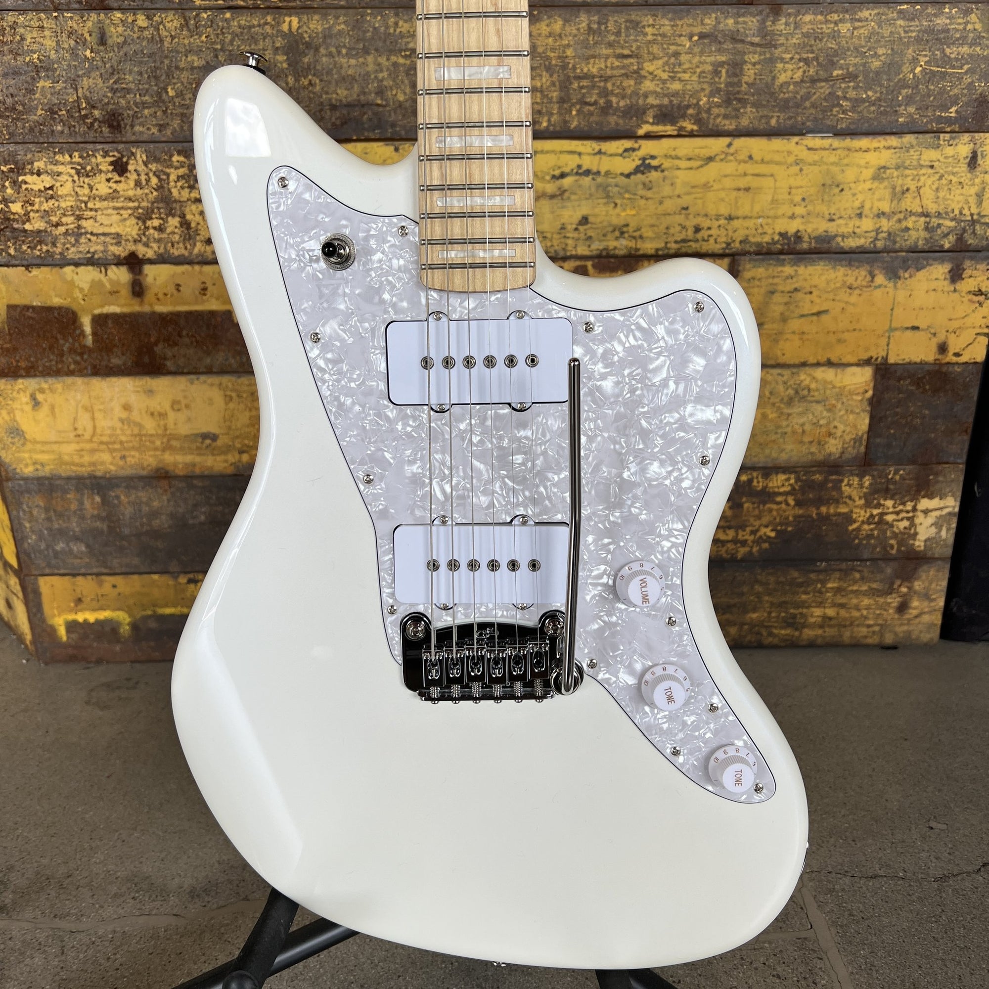 G&L Doheny - Pearl White