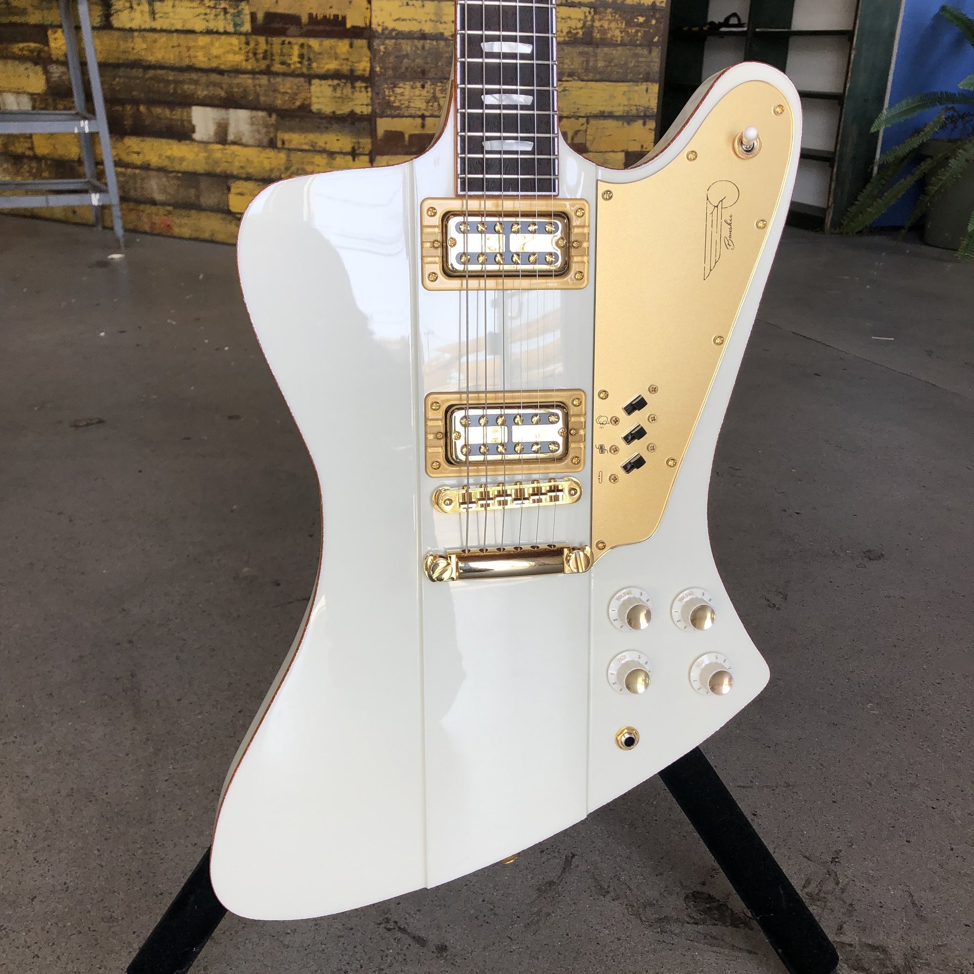 Kauer Guitars Banshee - White Falcon, #435
