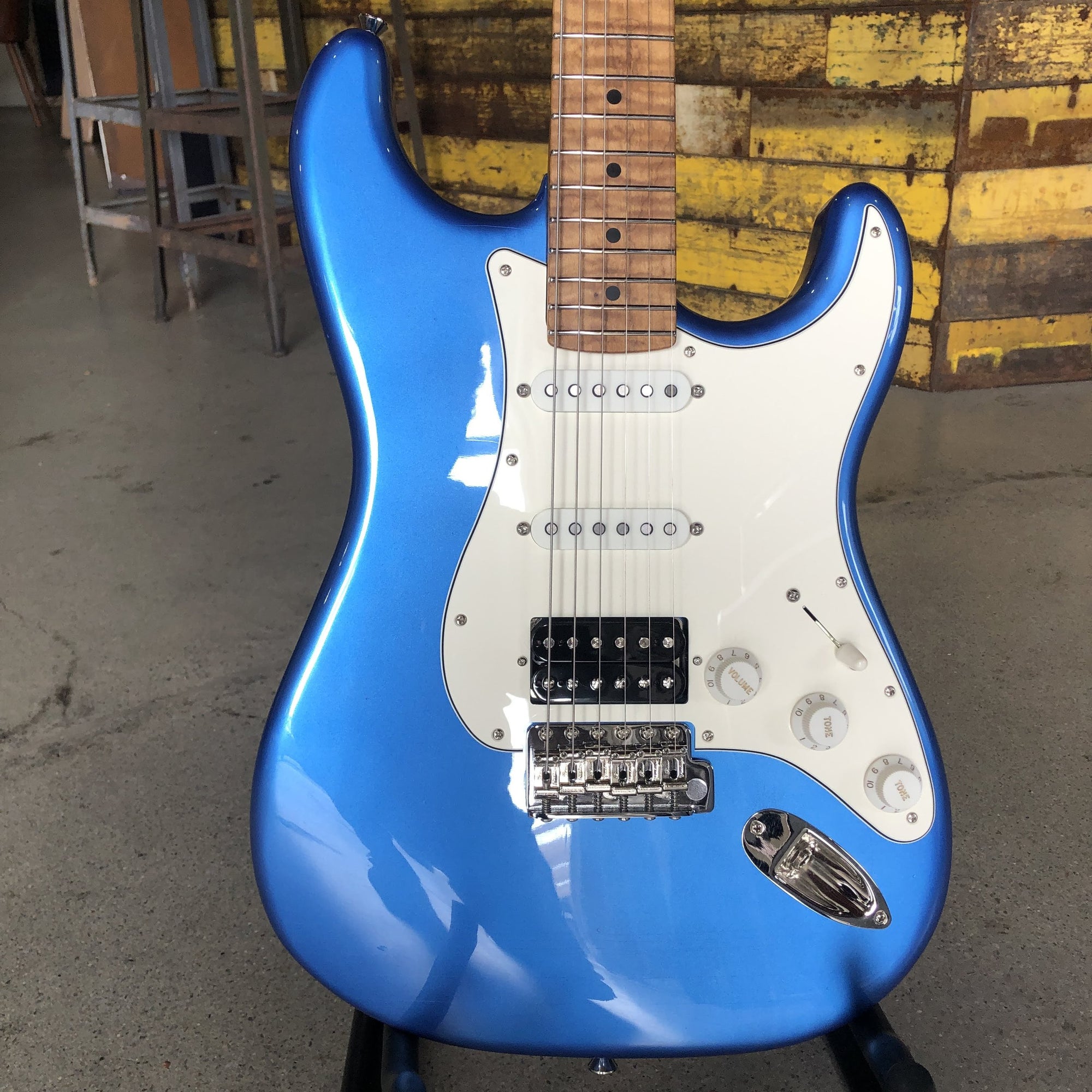 Xotic Guitars California Classic: XSCPRO-2 Aged Series, Lake Placid Blue, 5A Flame Maple Neck
